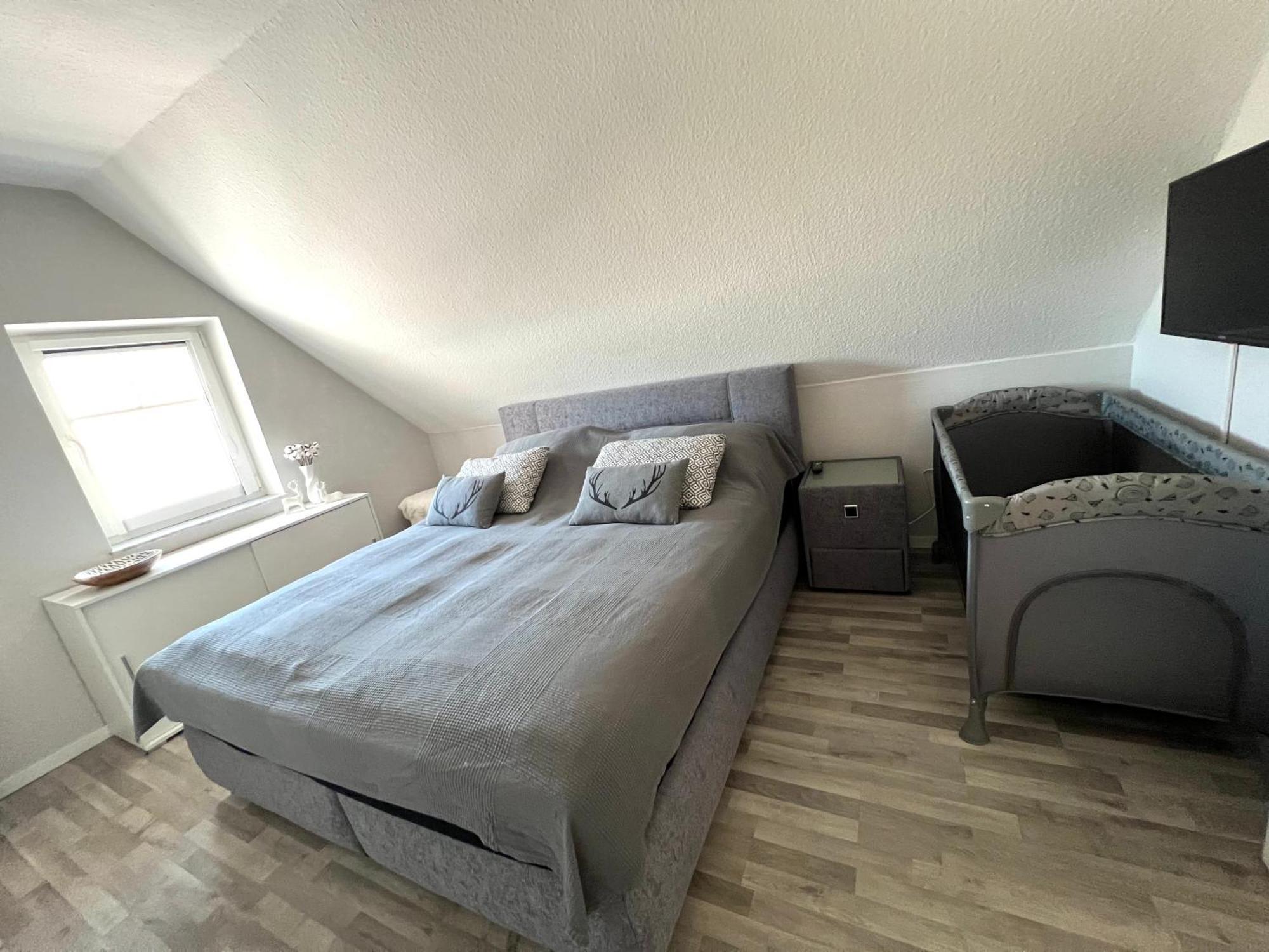 Ferienwohnung Haus Moorblick Mit Garten In Kanallage Wiesmoor Eksteriør billede